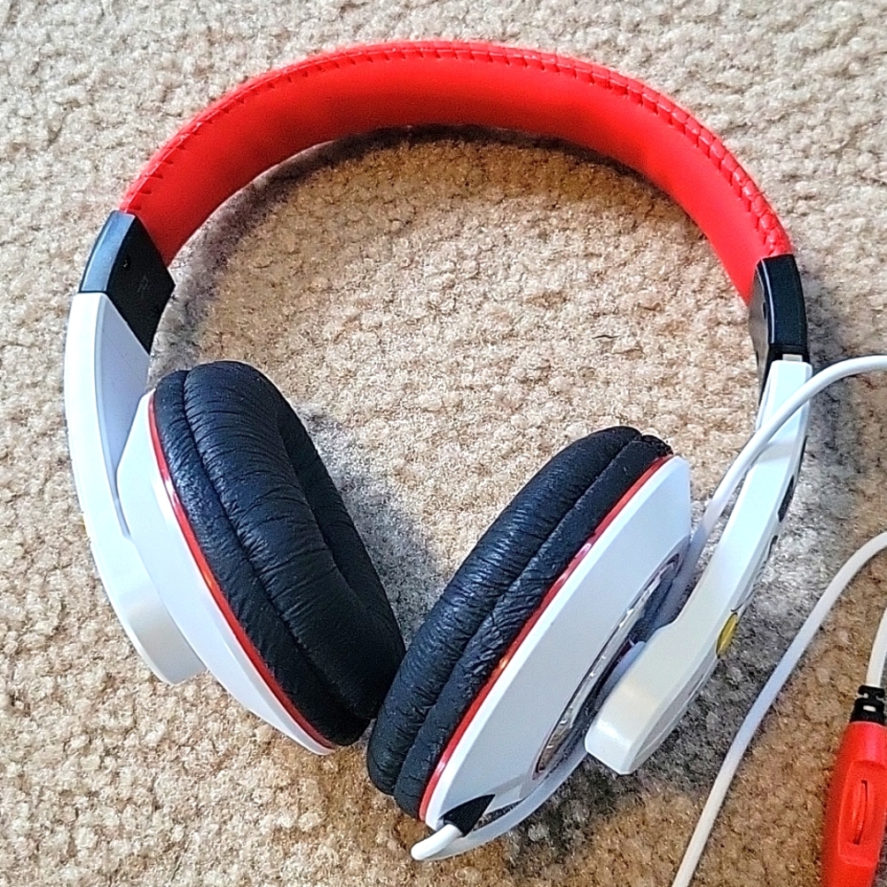 IHOME Mickey headphone